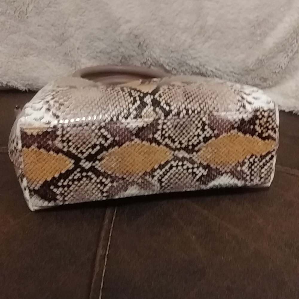 hand bag - Picture 5 of 7